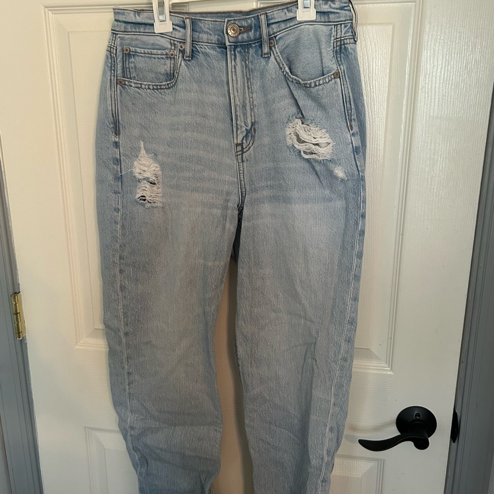 American Eagle Outfitters Blue Boyfriend Jeans Distressed Relaxed Fit